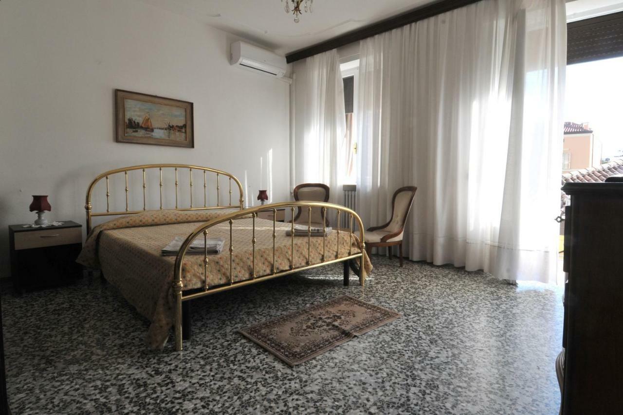 Hotel Locazione Turistica Poker D'Assi Verona Exterior foto